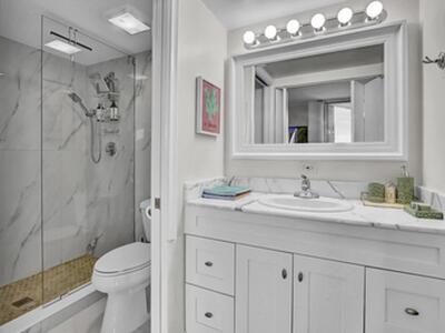 2000 Presidential Way, West Palm Beach, FL 33401