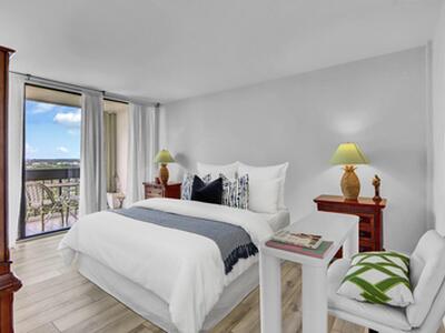 2000 Presidential Way, West Palm Beach, FL 33401