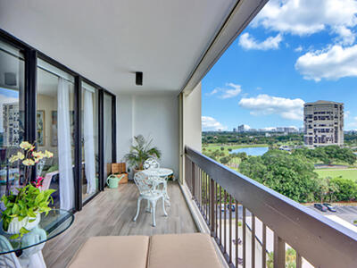 2000 Presidential Way, West Palm Beach, FL 33401