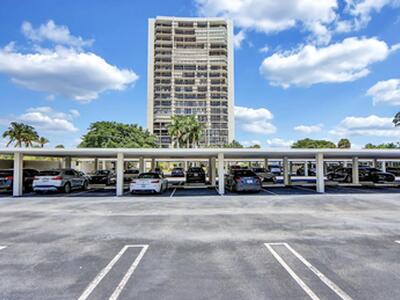 2000 Presidential Way, West Palm Beach, FL 33401