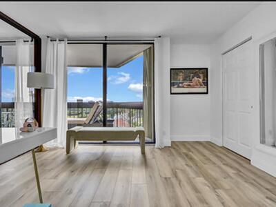 2000 Presidential Way, West Palm Beach, FL 33401