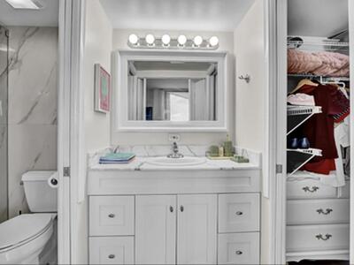 2000 Presidential Way, West Palm Beach, FL 33401