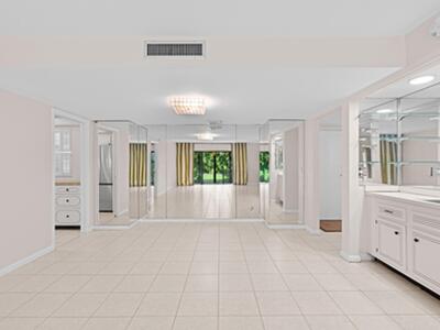 1723 Consulate Place, West Palm Beach, FL 33401