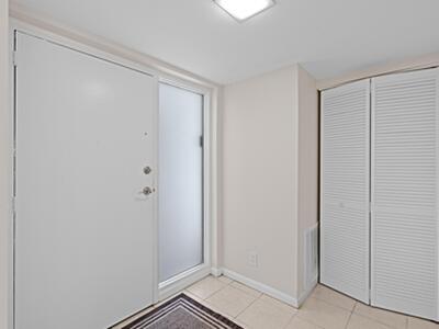 1723 Consulate Place, West Palm Beach, FL 33401