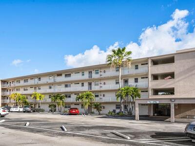 2601 NE 3rd Court, Boynton Beach, FL 33435