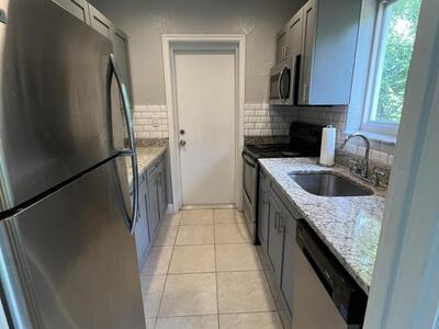 113 Edwards Lane, Palm Beach Shores, FL 33404