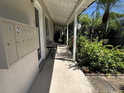 113 Edwards Lane, Palm Beach Shores, FL 33404