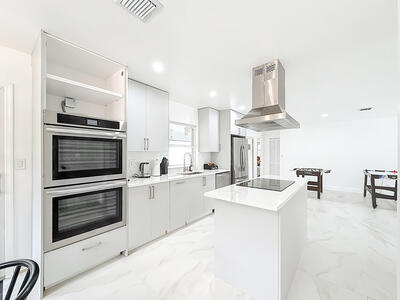 635 Kingbird Circle, Delray Beach, FL 33444