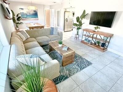 325 SW 4th Avenue, Delray Beach, FL 33444