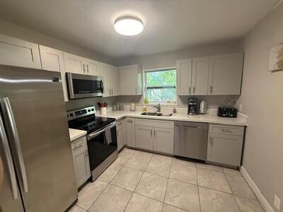 325 SW 4th Avenue, Delray Beach, FL 33444