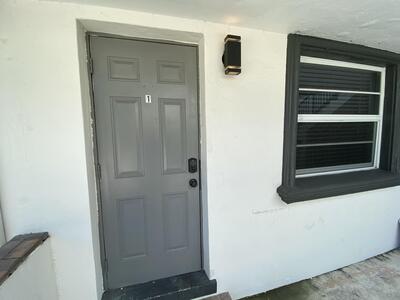 605 N Federal Highway, Lake Worth Beach, FL 33460