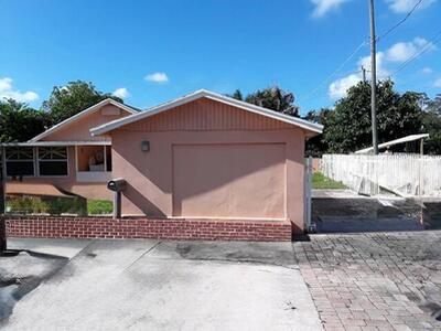 1017 W Lakewood Road