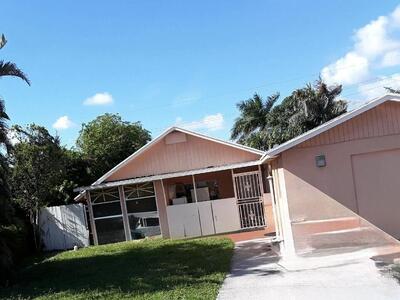 1017 W Lakewood Road