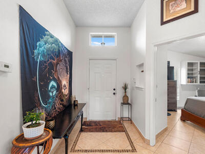 5078 Willow Pond W Road W, West Palm Beach, FL 33417