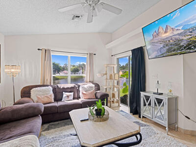 5078 Willow Pond W Road W, West Palm Beach, FL 33417