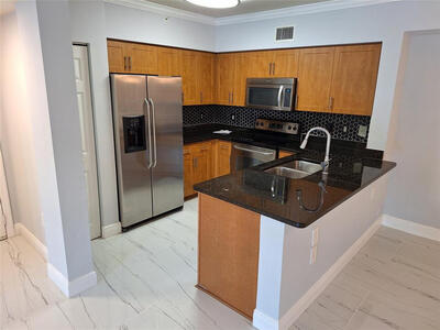 6492 Emerald Dunes Drive