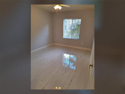 6492 Emerald Dunes Drive, West Palm Beach, FL 33411