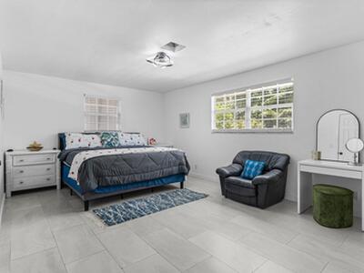 15 NE 18th Street, Delray Beach, FL 33444