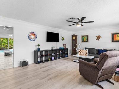 15 NE 18th Street, Delray Beach, FL 33444