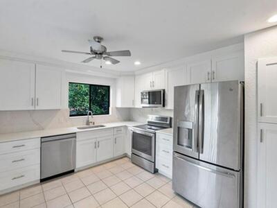 5720 Coach House Circel Circle E, Boca Raton, FL 33486