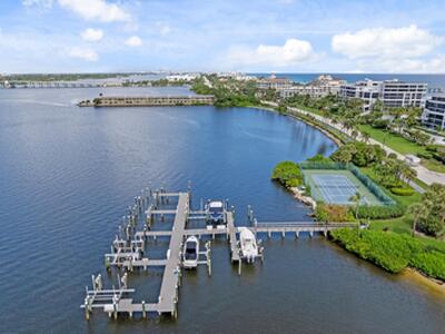 3120 S Ocean Boulevard, Palm Beach, FL 33480