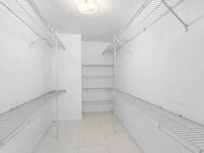 2425 Presidential Way, West Palm Beach, FL 33401