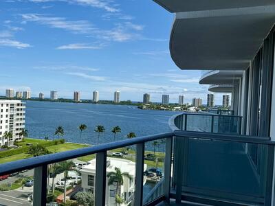 220 Lake Shore Drive, Lake Park, FL 33403