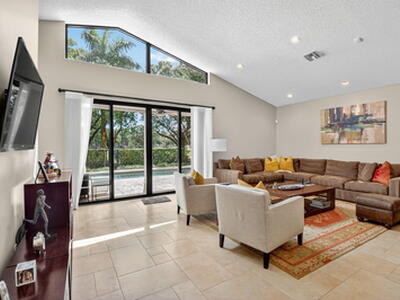 5850 NW 21st Avenue, Boca Raton, FL 33496