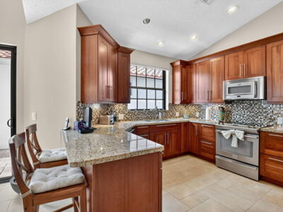 5850 NW 21st Avenue, Boca Raton, FL 33496