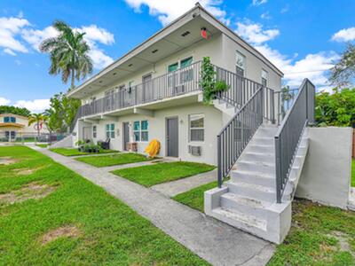 186 NW 1st Street, Homestead, FL 33030