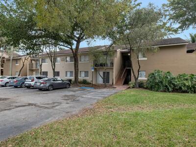 1056 N Benoist Farms Road, West Palm Beach, FL 33411