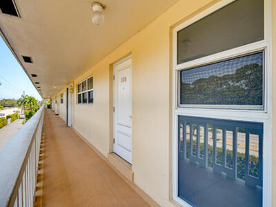 1200 SW 12th Street, Fort Lauderdale, FL 33315