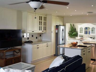 911 SW 6th Avenue, Boynton Beach, FL 33426