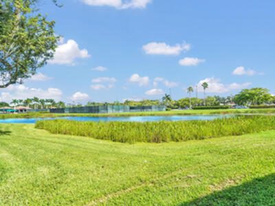 515 Club Drive, Palm Beach Gardens, FL 33418