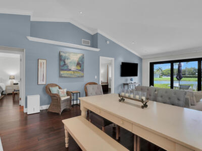 515 Club Drive, Palm Beach Gardens, FL 33418