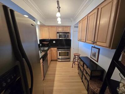 1900 S Ocean Boulevard, Lauderdale By The Sea, FL 33062