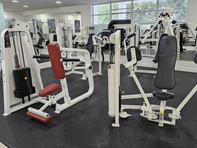 400 Leslie Drive, Hallandale Beach, FL 33009