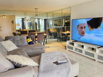 400 Leslie Drive, Hallandale Beach, FL 33009