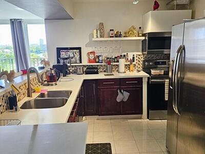 400 Leslie Drive, Hallandale Beach, FL 33009