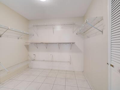 400 Leslie Drive, Hallandale Beach, FL 33009