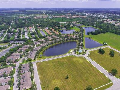 1598 78th Avenue, Vero Beach, FL 32966