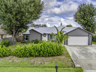 3989 SW Jarmer Road, Port Saint Lucie, FL 34953