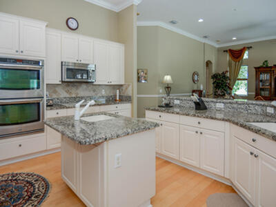 4676 Manderly Drive, Wellington, FL 33449