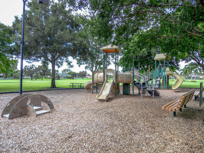 4676 Manderly Drive, Wellington, FL 33449