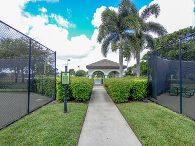 4676 Manderly Drive, Wellington, FL 33449