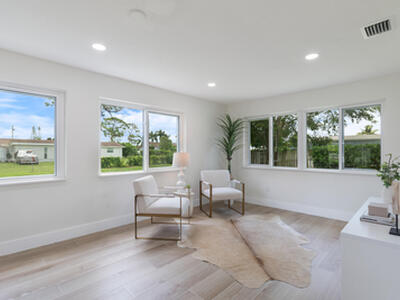 930 Rutherford Lane, Haverhill, FL 33415