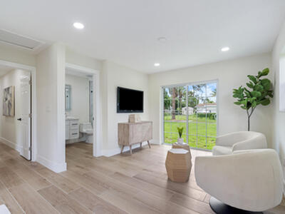 930 Rutherford Lane, Haverhill, FL 33415