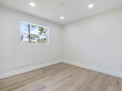 930 Rutherford Lane, Haverhill, FL 33415