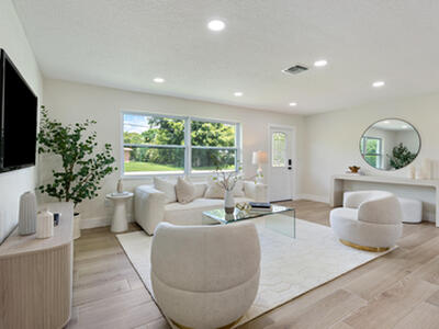 930 Rutherford Lane, Haverhill, FL 33415