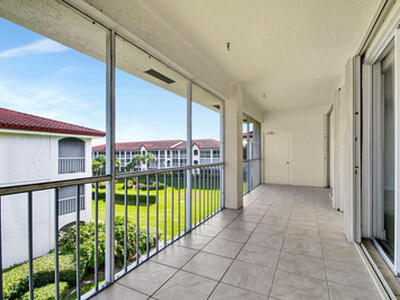 107 Half Moon Circle, Hypoluxo, FL 33462